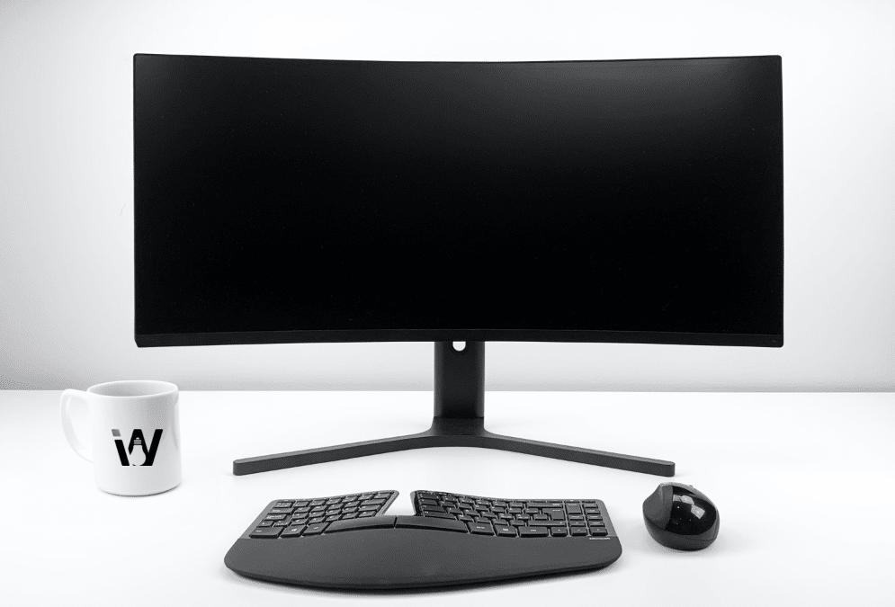 The Advantages of Curved Monitors